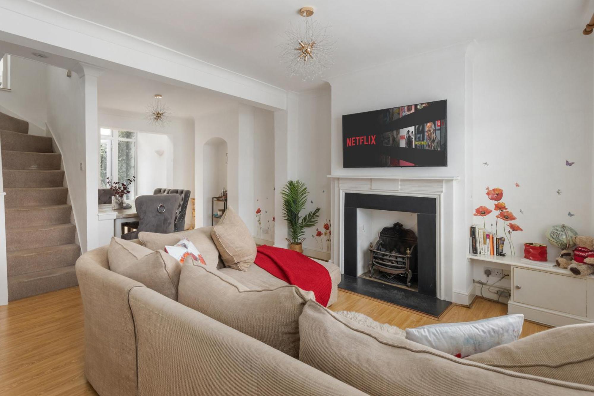 Kensington Two Bedroom House *
